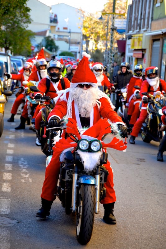 Photos: La Parade de l'Avant et l'Arrivée du Père Noël à La Seyne